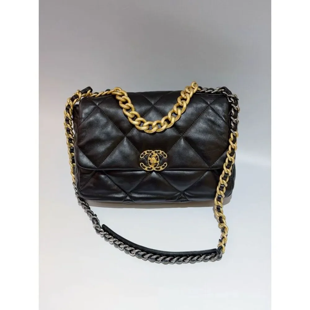 Chanel Women Pre-Loved Bag Very Good Condition